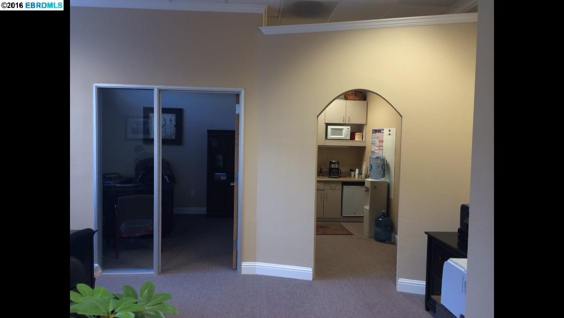 5139 LONE TREE WAY, ANTIOCH, California 94531, ,Comm Industrial For Lease,For Rent,LONE TREE WAY,40941534