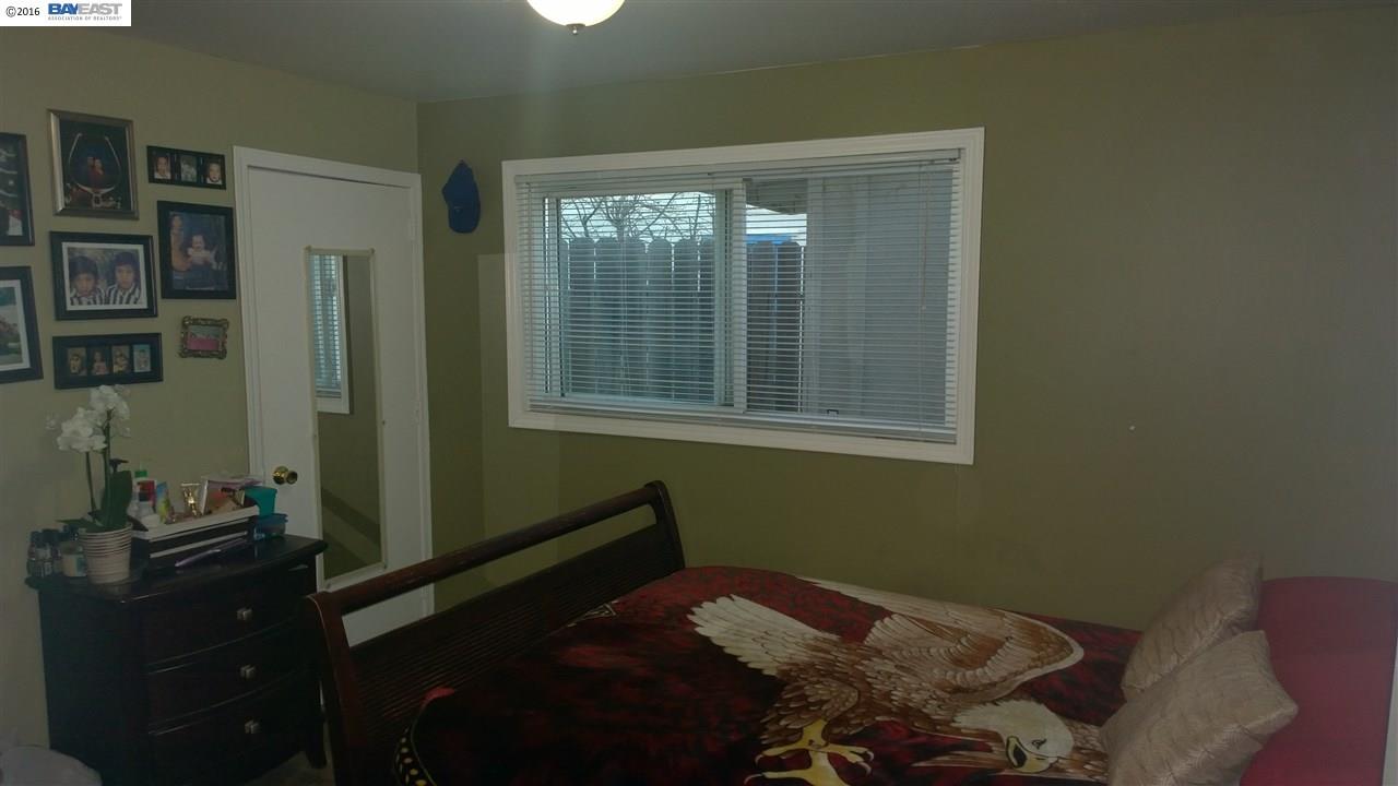 326 MacArthur Blvd, SAN LEANDRO, California 94577, ,Comm Ri Multi-units 5+,For Sale,MacArthur Blvd,40749793