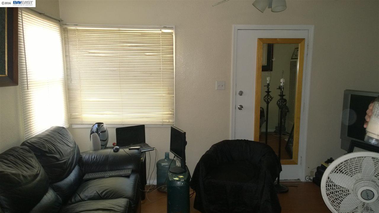 326 MacArthur Blvd, SAN LEANDRO, California 94577, ,Comm Ri Multi-units 5+,For Sale,MacArthur Blvd,40749793