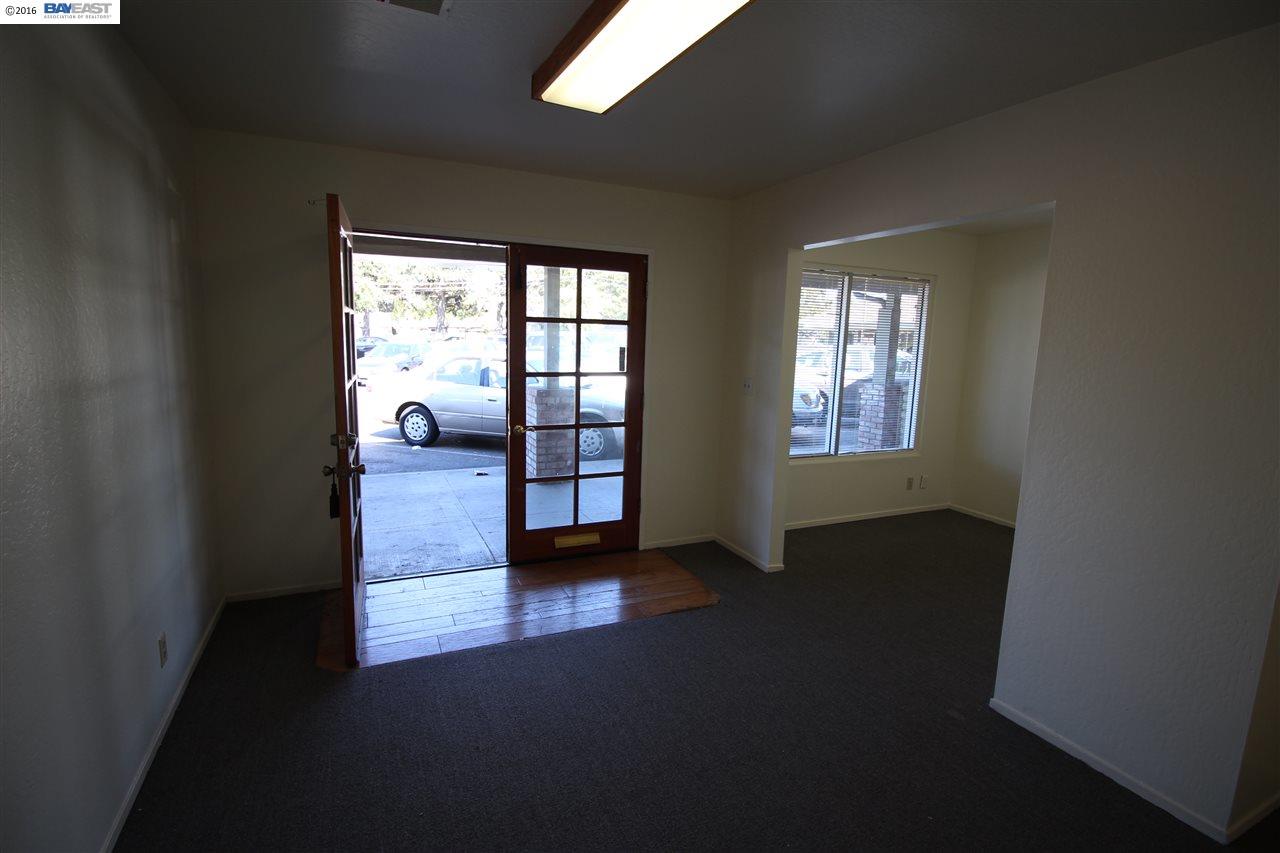 15845 Channel St, SAN LORENZO, California 94580, ,Comm Industrial For Lease,For Rent,Channel St,40941699