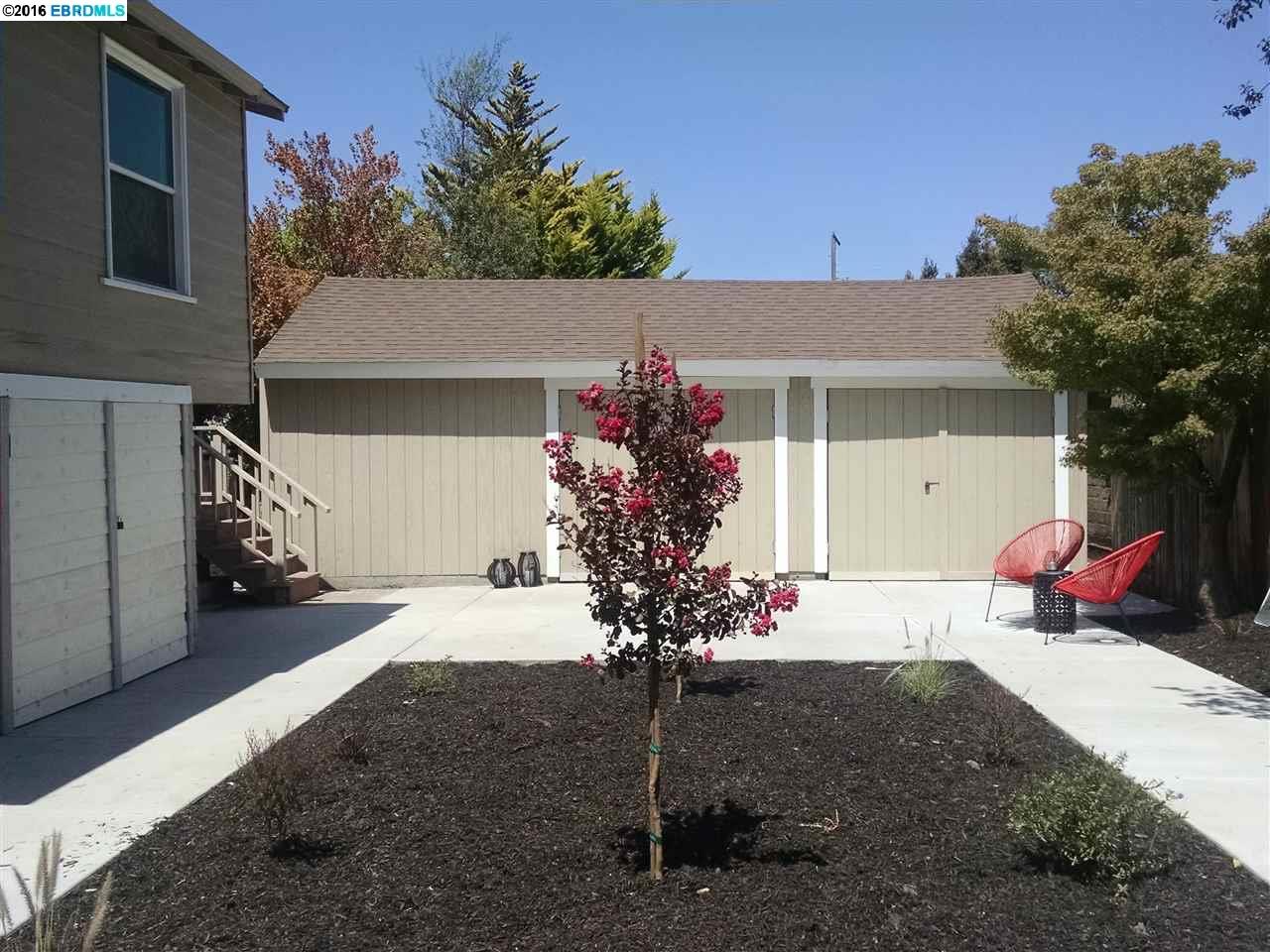 2147 Russell, BERKELEY, California 94705, ,Comm Ri Multi-units 5+,For Sale,Russell,40753589