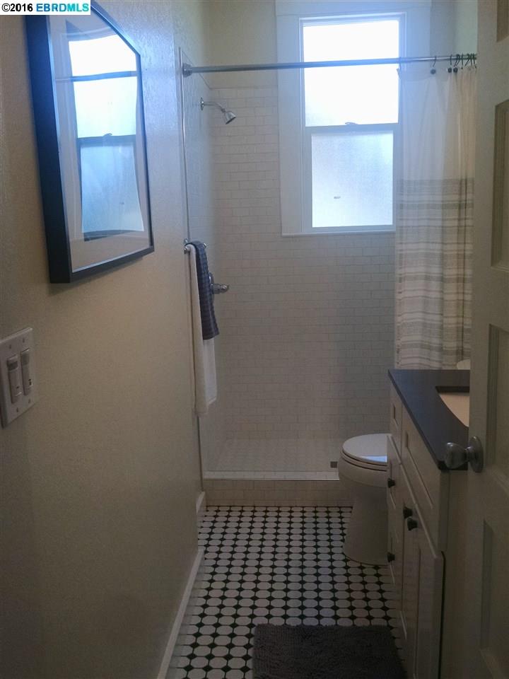 2147 Russell, BERKELEY, California 94705, ,Comm Ri Multi-units 5+,For Sale,Russell,40753589