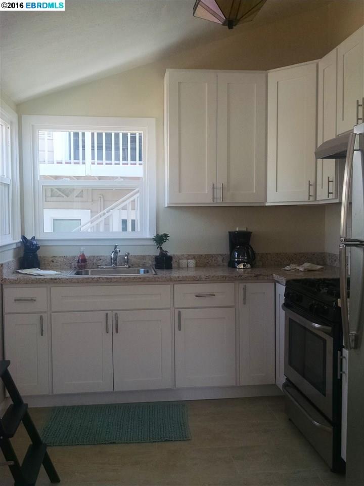 2147 Russell, BERKELEY, California 94705, ,Comm Ri Multi-units 5+,For Sale,Russell,40753589