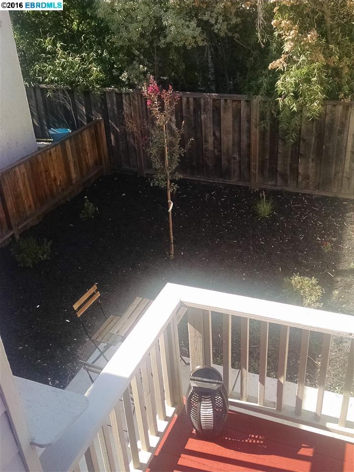 2147 Russell, BERKELEY, California 94705, ,Comm Ri Multi-units 5+,For Sale,Russell,40753589
