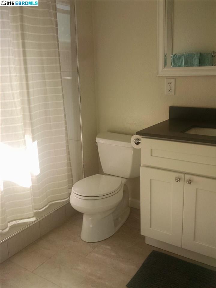 2147 Russell, BERKELEY, California 94705, ,Comm Ri Multi-units 5+,For Sale,Russell,40753589