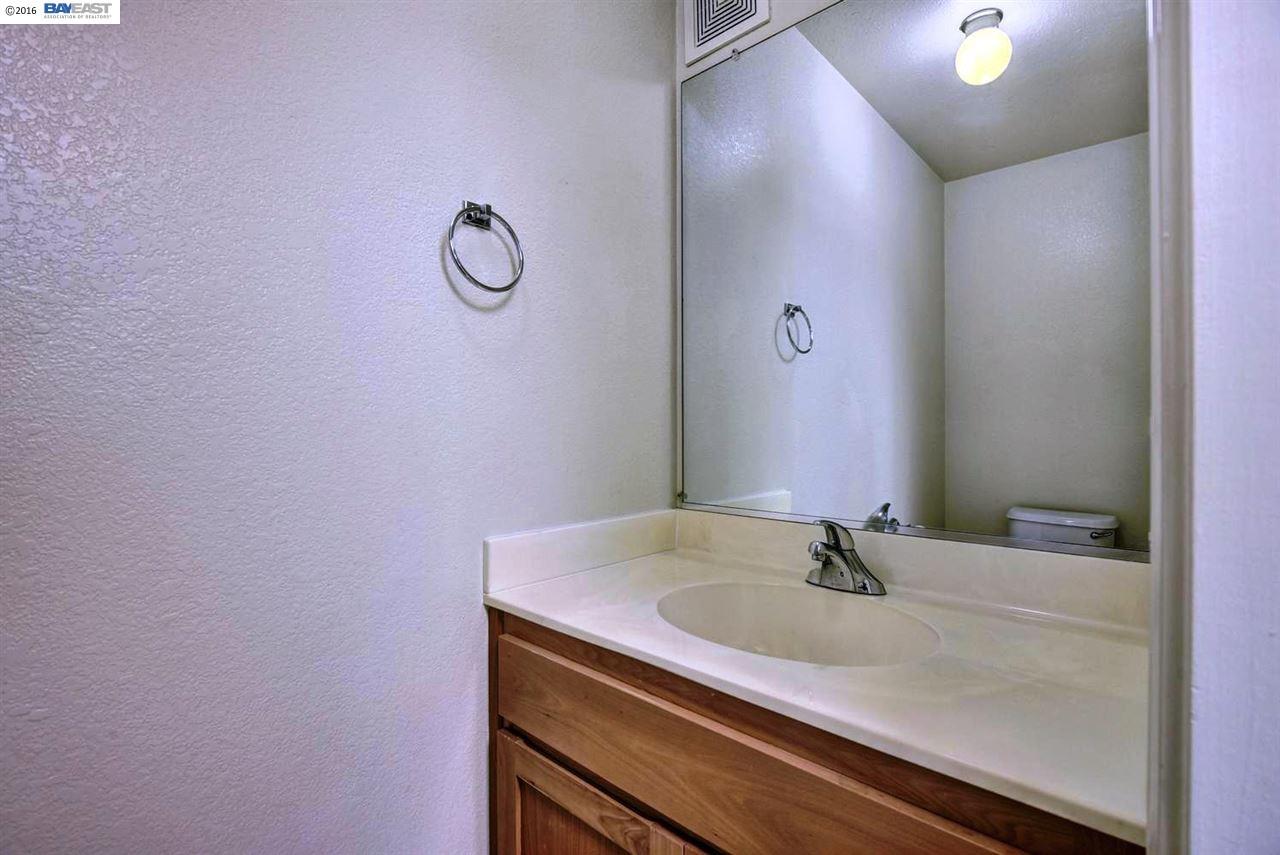 2854 Grove Way, CASTRO VALLEY, California 94556, ,Comm Ri Multi-units 5+,For Sale,Grove Way,40754006