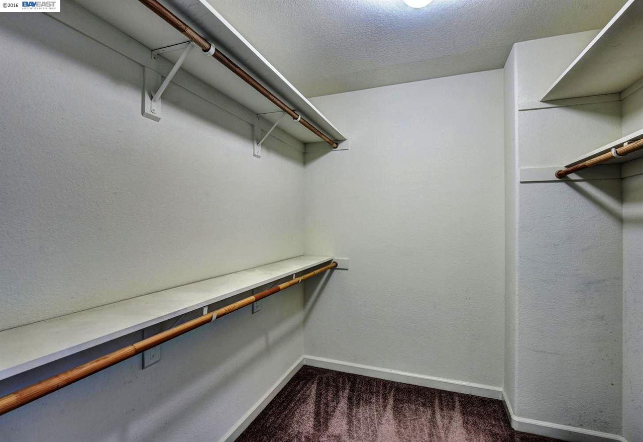 2854 Grove Way, CASTRO VALLEY, California 94556, ,Comm Ri Multi-units 5+,For Sale,Grove Way,40754006