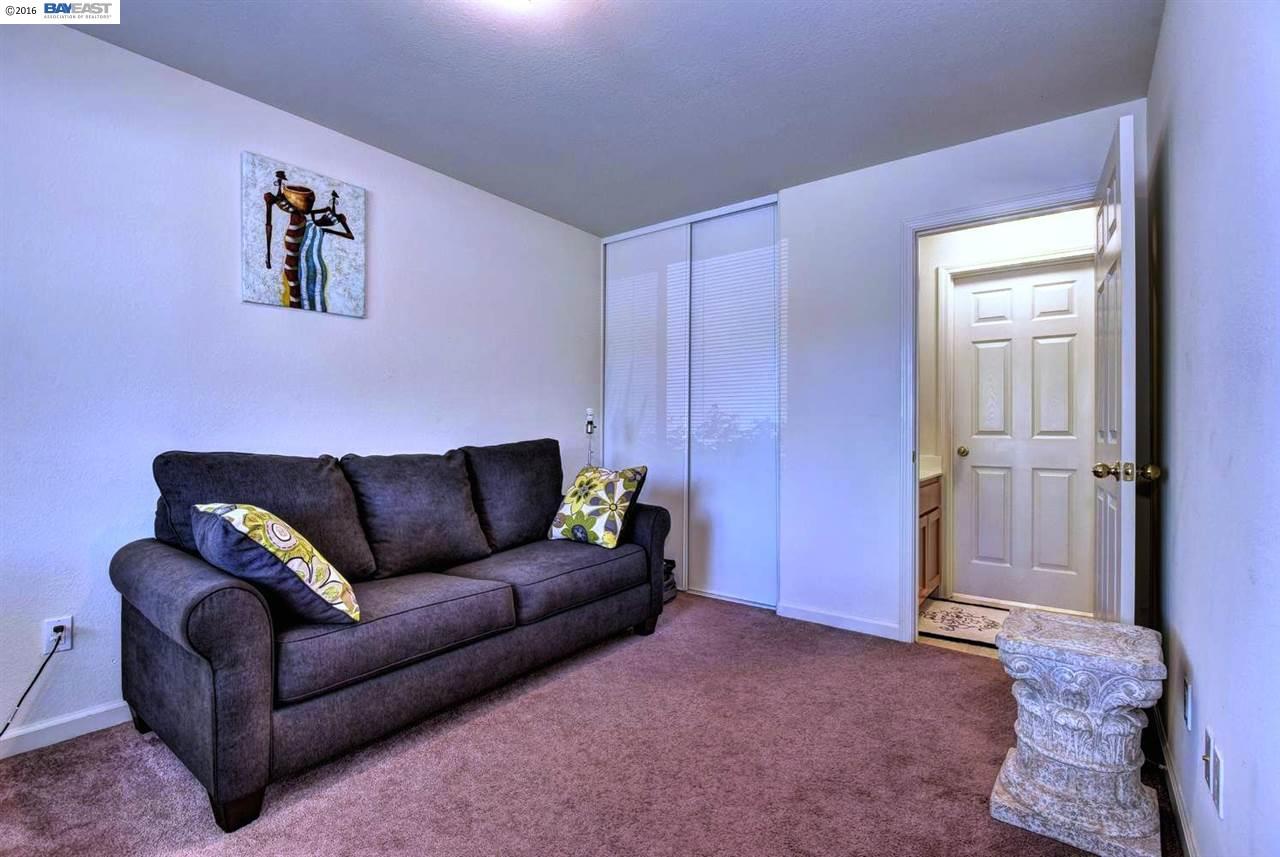 2854 Grove Way, CASTRO VALLEY, California 94556, ,Comm Ri Multi-units 5+,For Sale,Grove Way,40754006