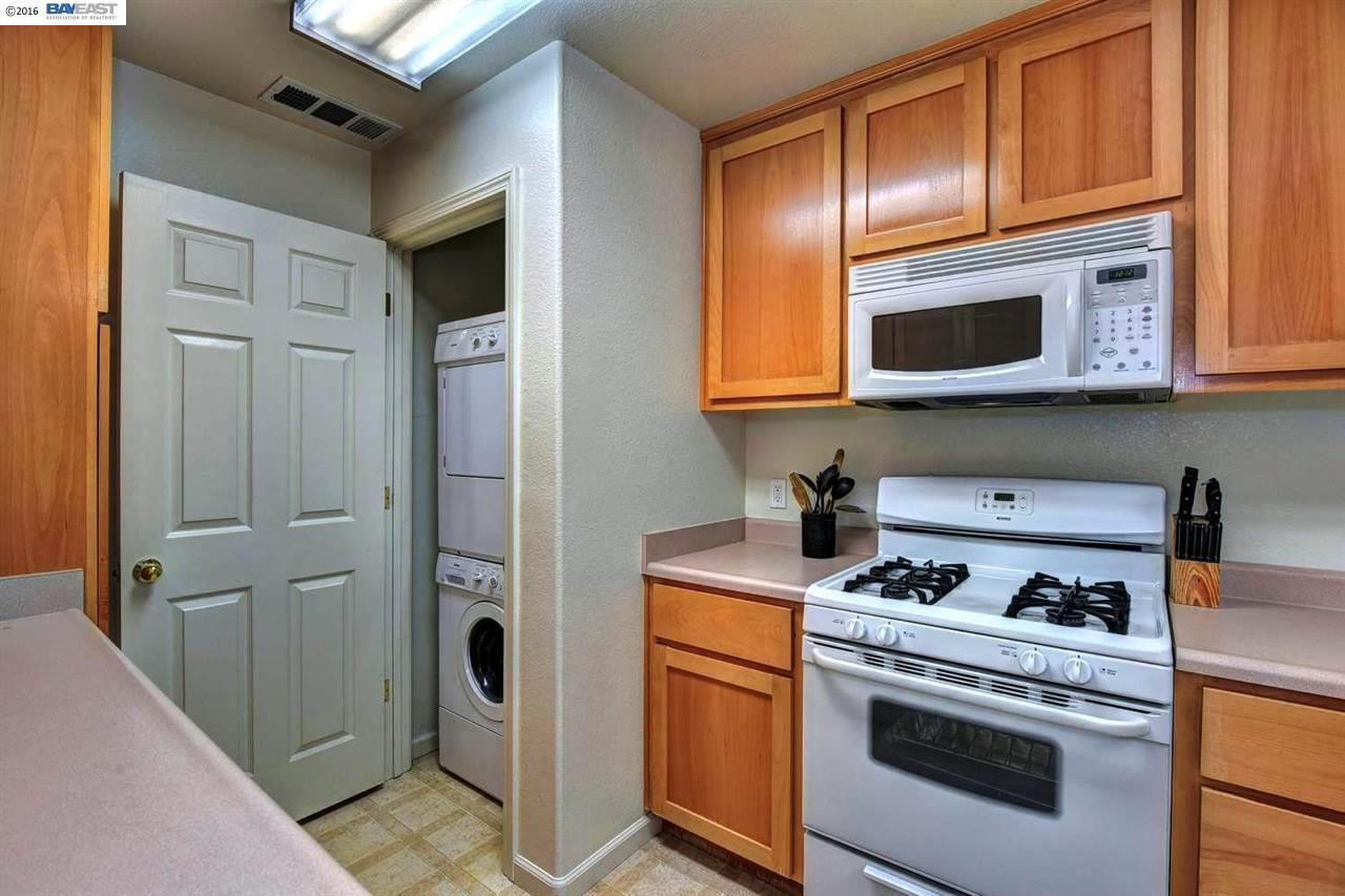 2854 Grove Way, CASTRO VALLEY, California 94556, ,Comm Ri Multi-units 5+,For Sale,Grove Way,40754006