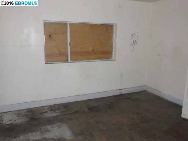 1917 Foothill, OAKLAND, California 94606, ,Comm Ri Multi-units 5+,For Sale,Foothill,40755846