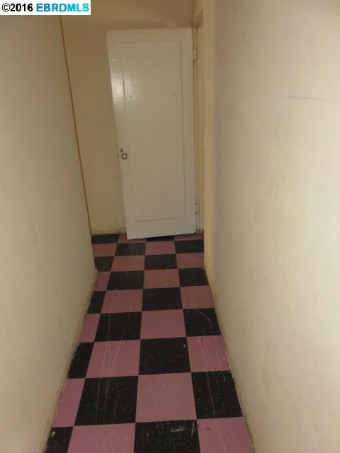 1917 Foothill, OAKLAND, California 94606, ,Comm Ri Multi-units 5+,For Sale,Foothill,40755846
