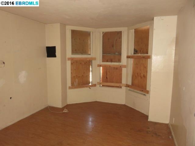 1917 Foothill, OAKLAND, California 94606, ,Comm Ri Multi-units 5+,For Sale,Foothill,40755846