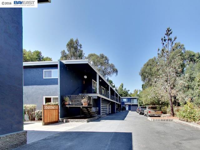 2425 Humboldt Ave., OAKLAND, California 94601, ,Comm Ri Multi-units 5+,For Sale,Humboldt Ave.,40756100