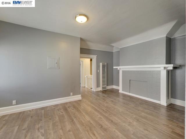 884 32nd Street, OAKLAND, California 94608, ,Comm Ri Multi-units 5+,For Sale,32nd Street,40756102