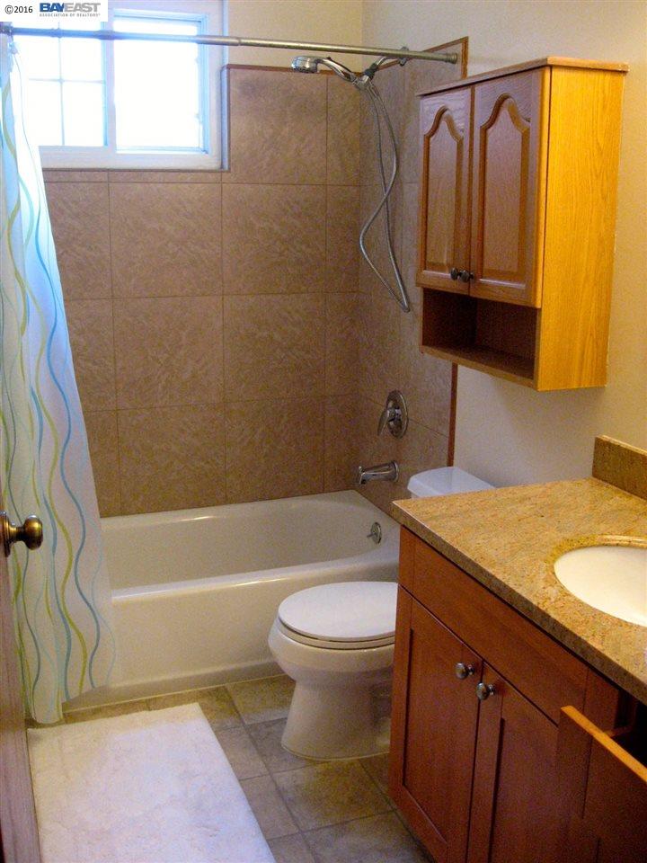 3268 Briggs Ave., ALAMEDA, California 94501, ,Comm Ri Multi-units 5+,For Sale,Briggs Ave.,40756294