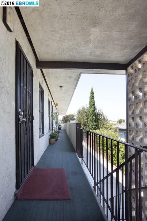 3441 Laguna, OAKLAND, California 94602, ,Comm Ri Multi-units 5+,For Sale,Laguna,40758262