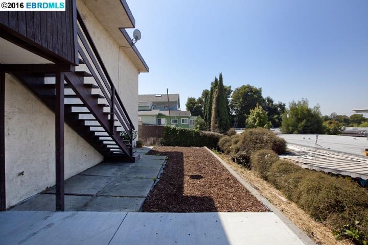 3441 Laguna, OAKLAND, California 94602, ,Comm Ri Multi-units 5+,For Sale,Laguna,40758262