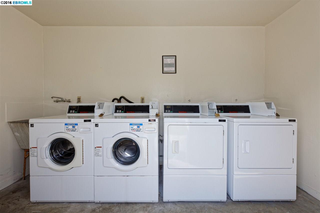 1640 5th Avenue, OAKLAND, California 94606, ,Comm Ri Multi-units 5+,For Sale,5th Avenue,40759032