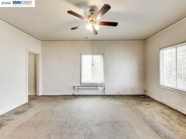 2697 Havenscourt Blvd., OAKLAND, California 94605, ,Comm Ri Multi-units 5+,For Sale,Havenscourt Blvd.,40759129