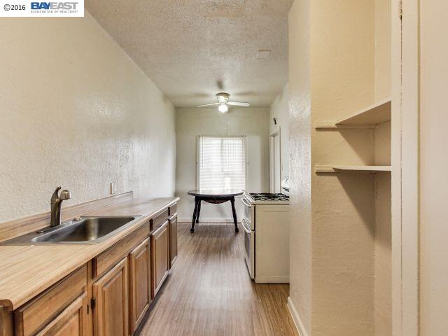 2697 Havenscourt Blvd., OAKLAND, California 94605, ,Comm Ri Multi-units 5+,For Sale,Havenscourt Blvd.,40759129