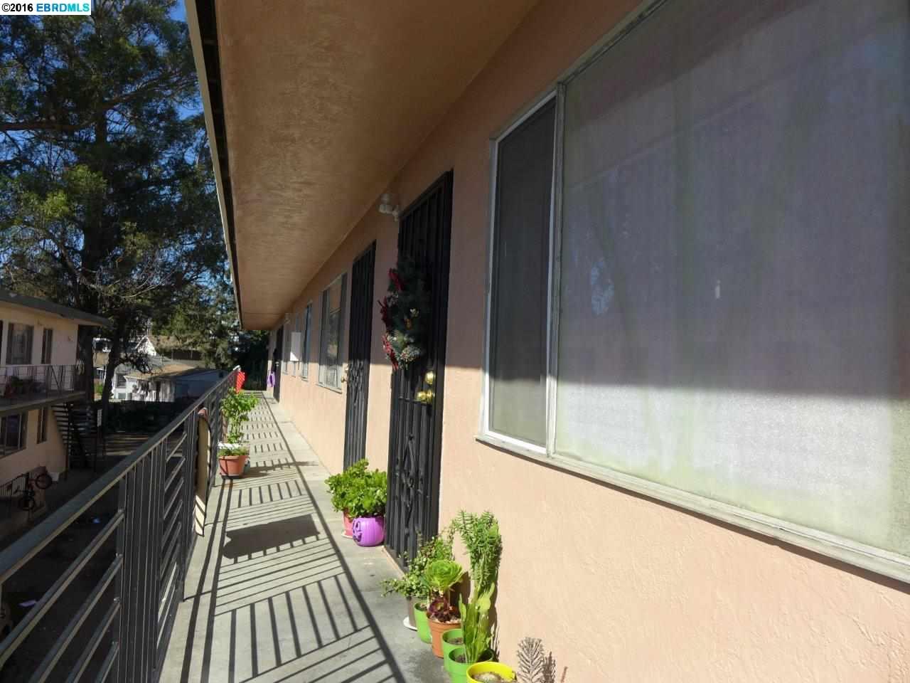 2363 Humboldt Ave, OAKLAND, California 94601, ,Comm Ri Multi-units 5+,For Sale,Humboldt Ave,40762366