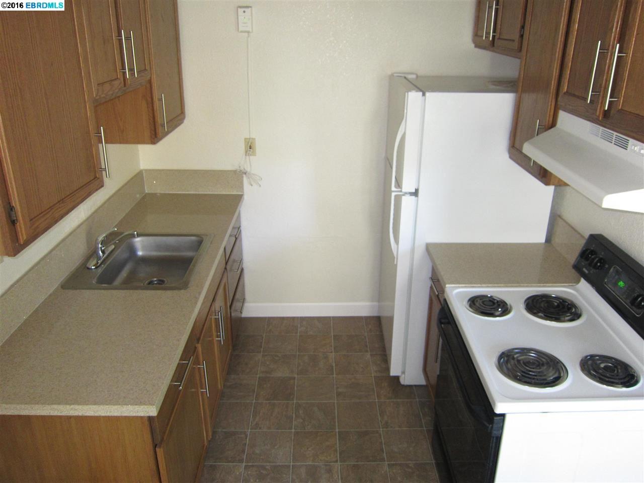 1625 PRINCE ST, BERKELEY, California 94703-2311, ,Comm Ri Multi-units 5+,For Sale,PRINCE ST,40763967