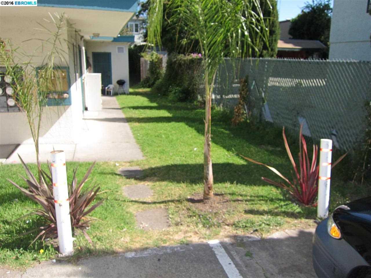 1625 PRINCE ST, BERKELEY, California 94703-2311, ,Comm Ri Multi-units 5+,For Sale,PRINCE ST,40763967
