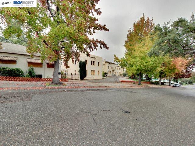 4690 Tompkins Ave, OAKLAND, California 94619, ,Comm Ri Multi-units 5+,For Sale,Tompkins Ave,40764695