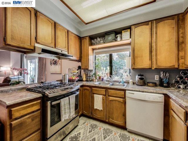 1523 Verdi St, ALAMEDA, California 94501, ,Comm Ri Multi-units 5+,For Sale,Verdi St,40764697