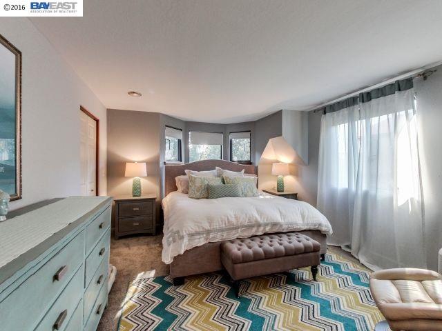1523 Verdi St, ALAMEDA, California 94501, ,Comm Ri Multi-units 5+,For Sale,Verdi St,40764697