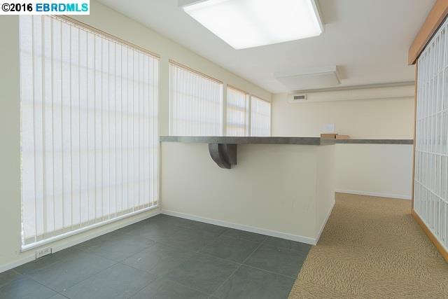 5767 Broadway, OAKLAND, California 94618, ,Comm Industrial For Lease,For Rent,Broadway,40941879