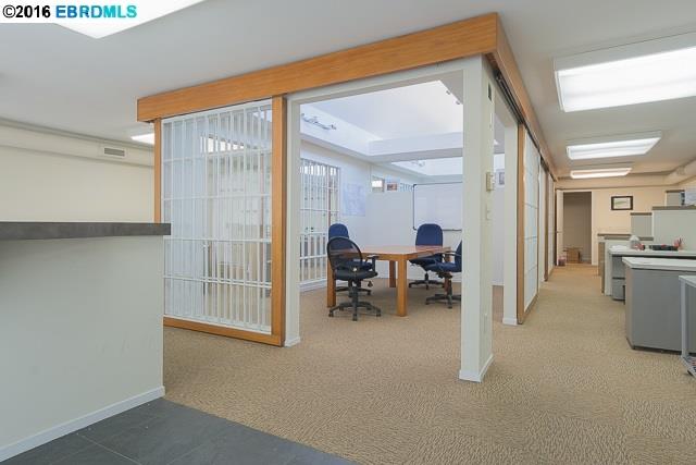 5767 Broadway, OAKLAND, California 94618, ,Comm Industrial For Lease,For Rent,Broadway,40941879