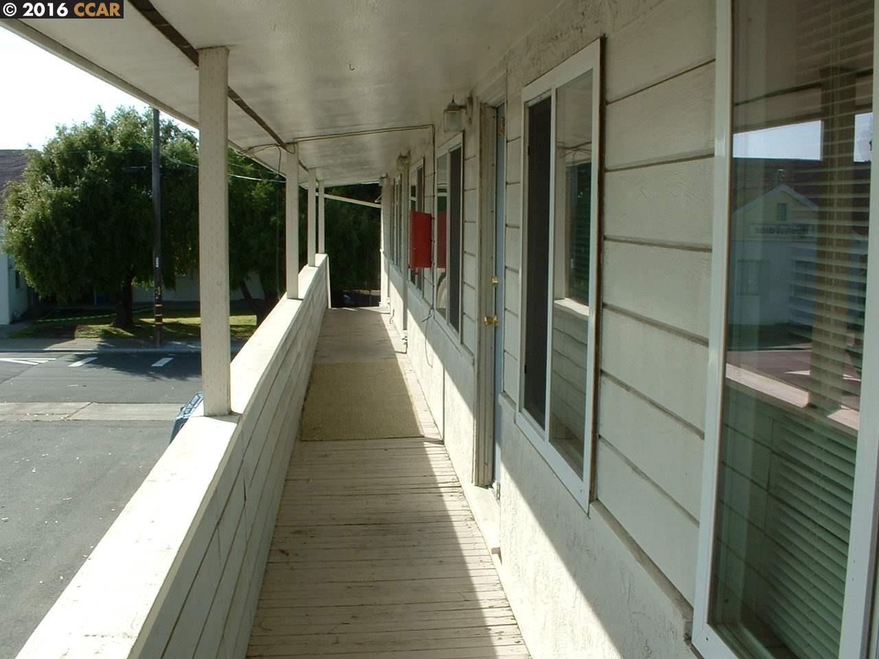 2622 20Th St, SAN PABLO, California 94806, ,Comm Ri Multi-units 5+,For Sale,20Th St,40765330