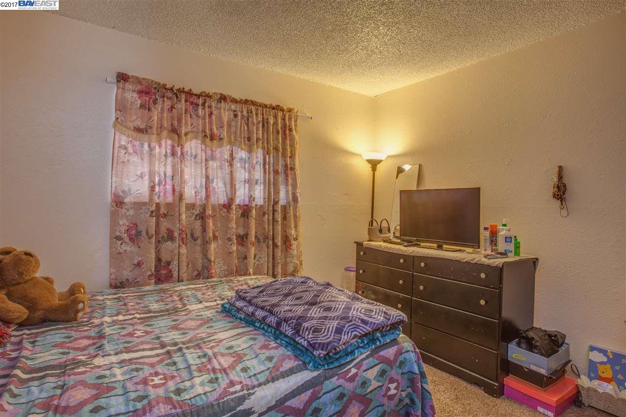 935 Swain Road, STOCKTON, California 95207, ,Comm Ri Multi-units 5+,For Sale,Swain Road,40770975