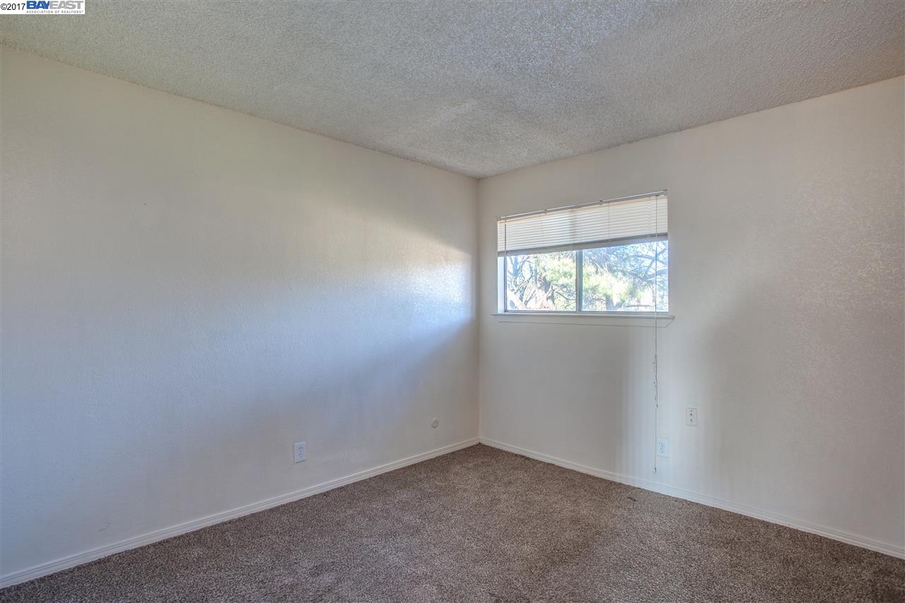 935 Swain Road, STOCKTON, California 95207, ,Comm Ri Multi-units 5+,For Sale,Swain Road,40770975