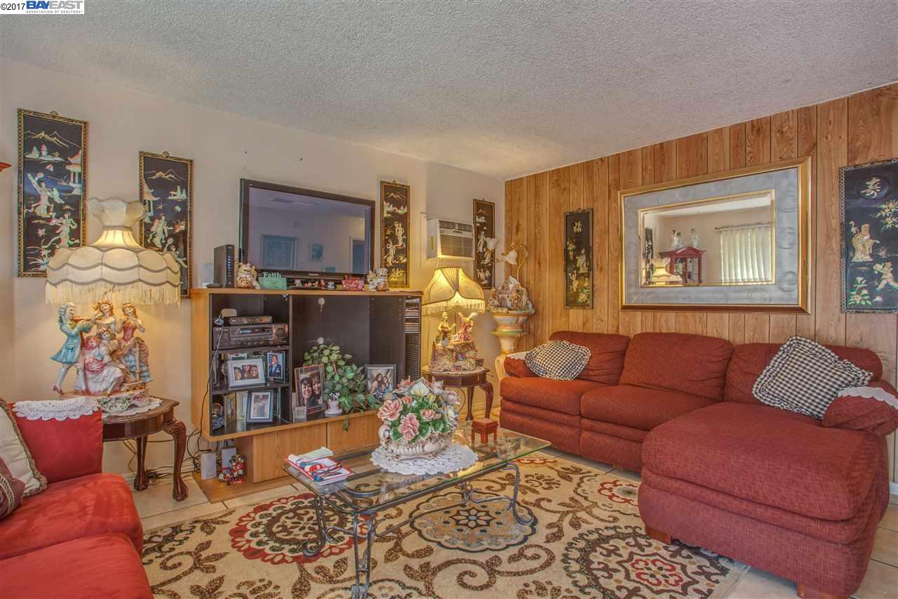 935 Swain Road, STOCKTON, California 95207, ,Comm Ri Multi-units 5+,For Sale,Swain Road,40770975