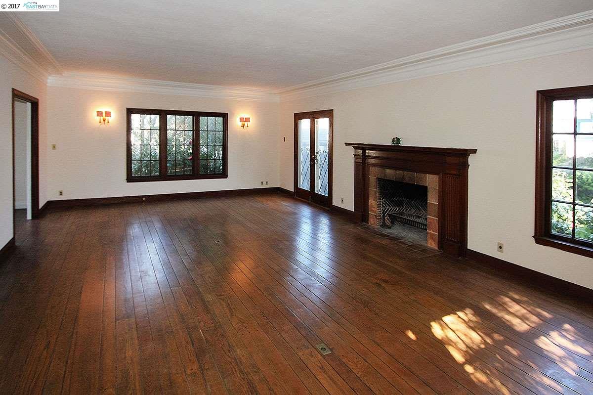 4130 MANILA AVENUE, OAKLAND, California 94609, ,Comm Ri Multi-units 5+,For Sale,MANILA AVENUE,40771026