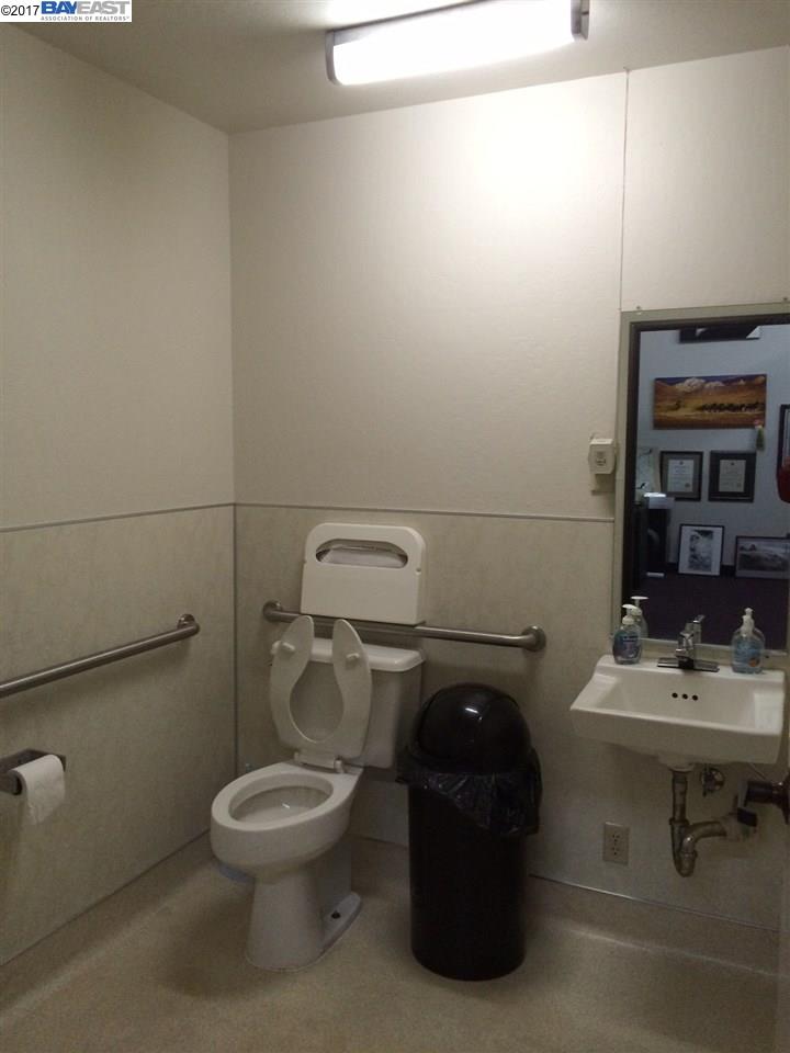 46560 Fremont Blvd #103, FREMONT, California 94538, ,Comm Industrial For Lease,For Rent,Fremont Blvd #103,40942126