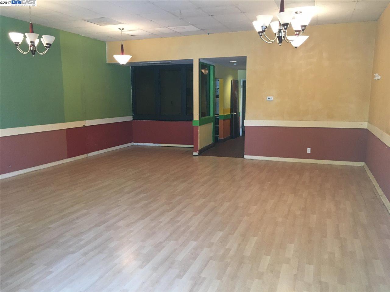 2000 Park Blvd, OAKLAND, California 94606, ,Comm Industrial For Lease,For Rent,Park Blvd,40942156