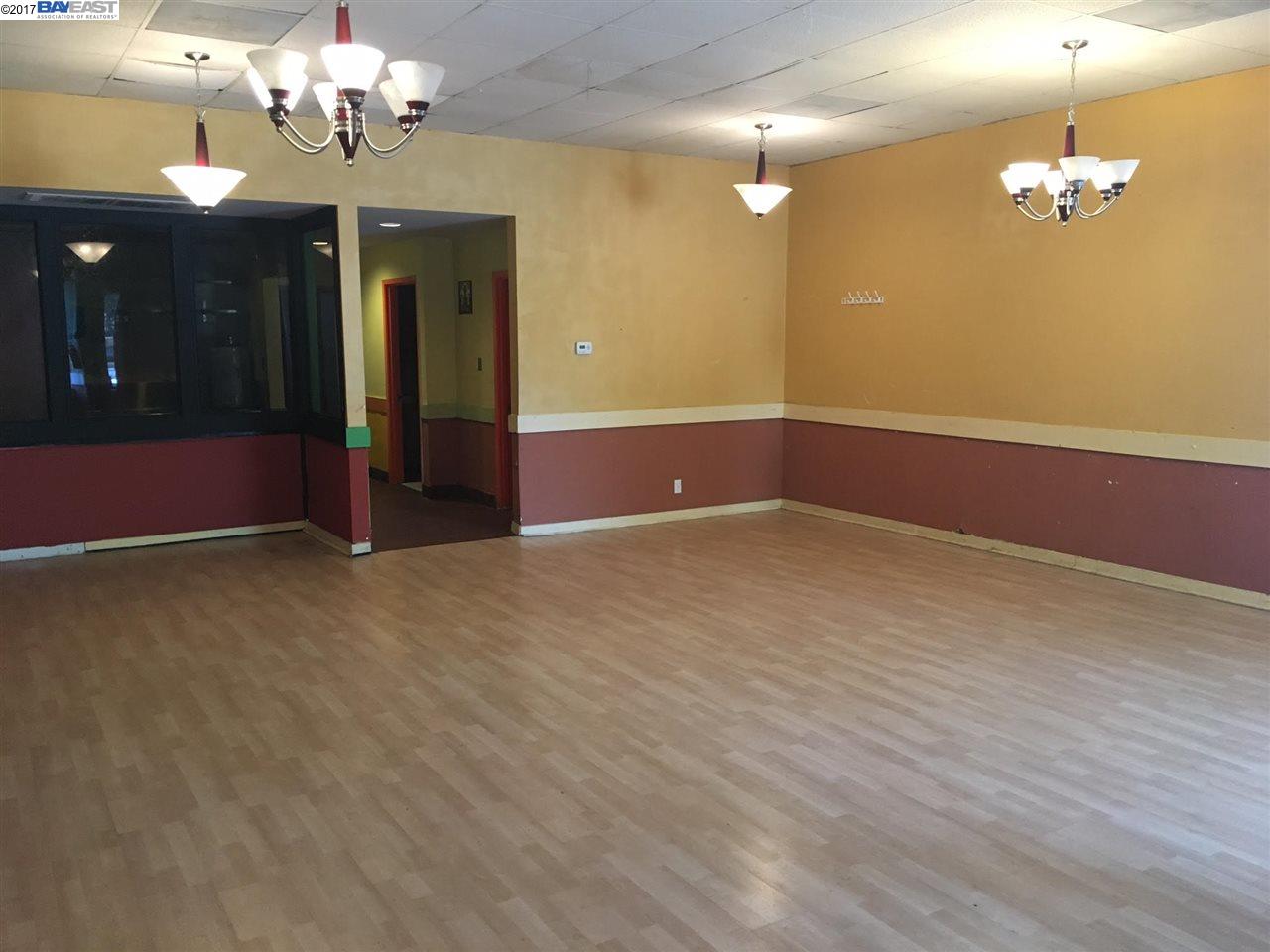 2000 Park Blvd, OAKLAND, California 94606, ,Comm Industrial For Lease,For Rent,Park Blvd,40942156