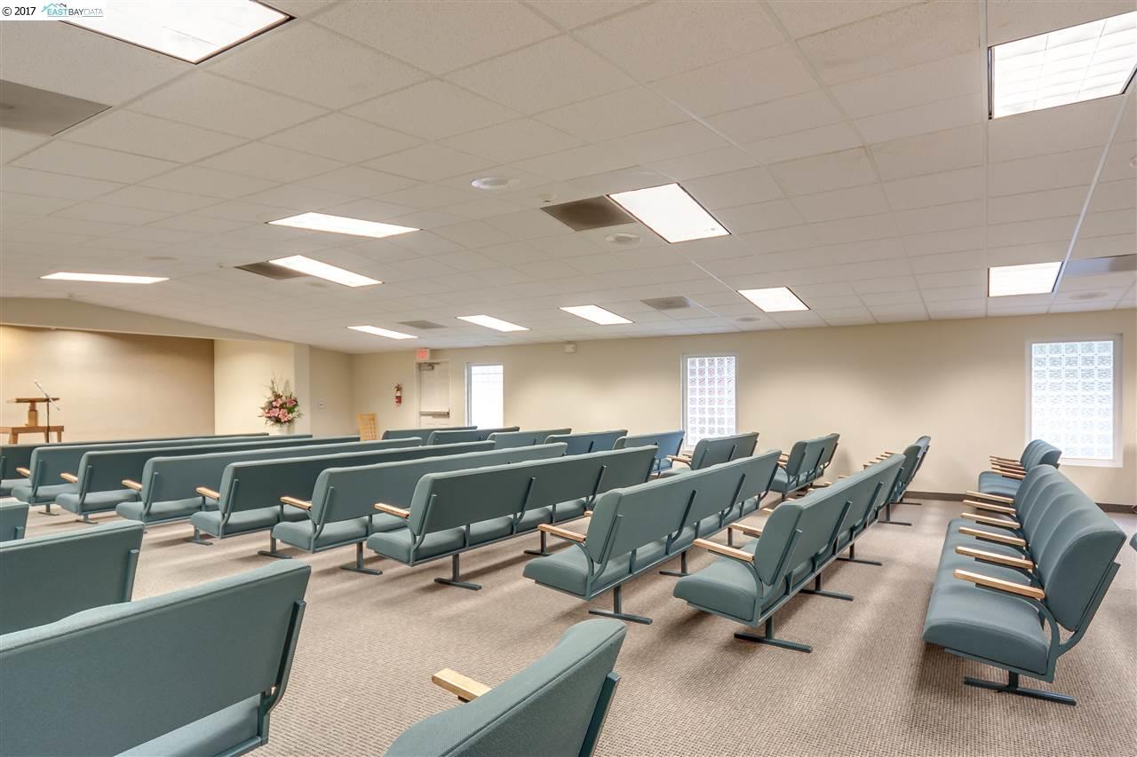 968 61st St., OAKLAND, California 94608, ,Comm Industrial For Lease,For Rent,61st St.,40942216