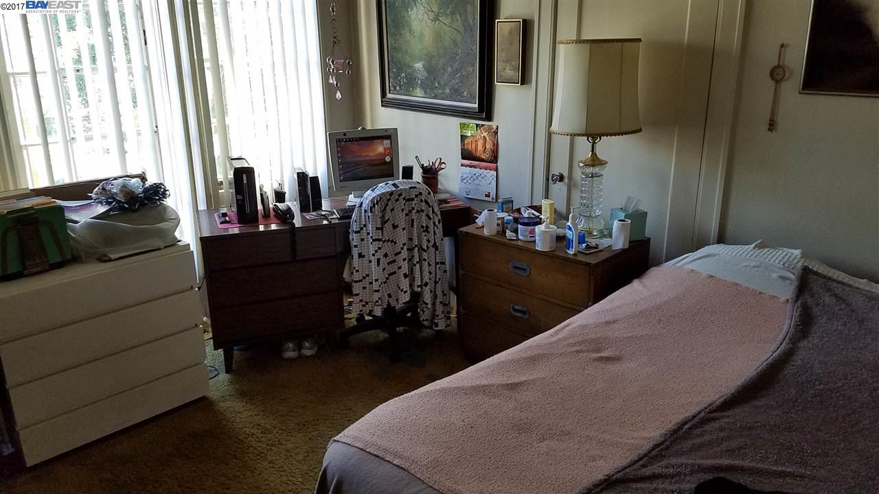 761 Kingston Ave, OAKLAND, California 94611, ,Comm Ri Multi-units 5+,For Sale,Kingston Ave,40773784