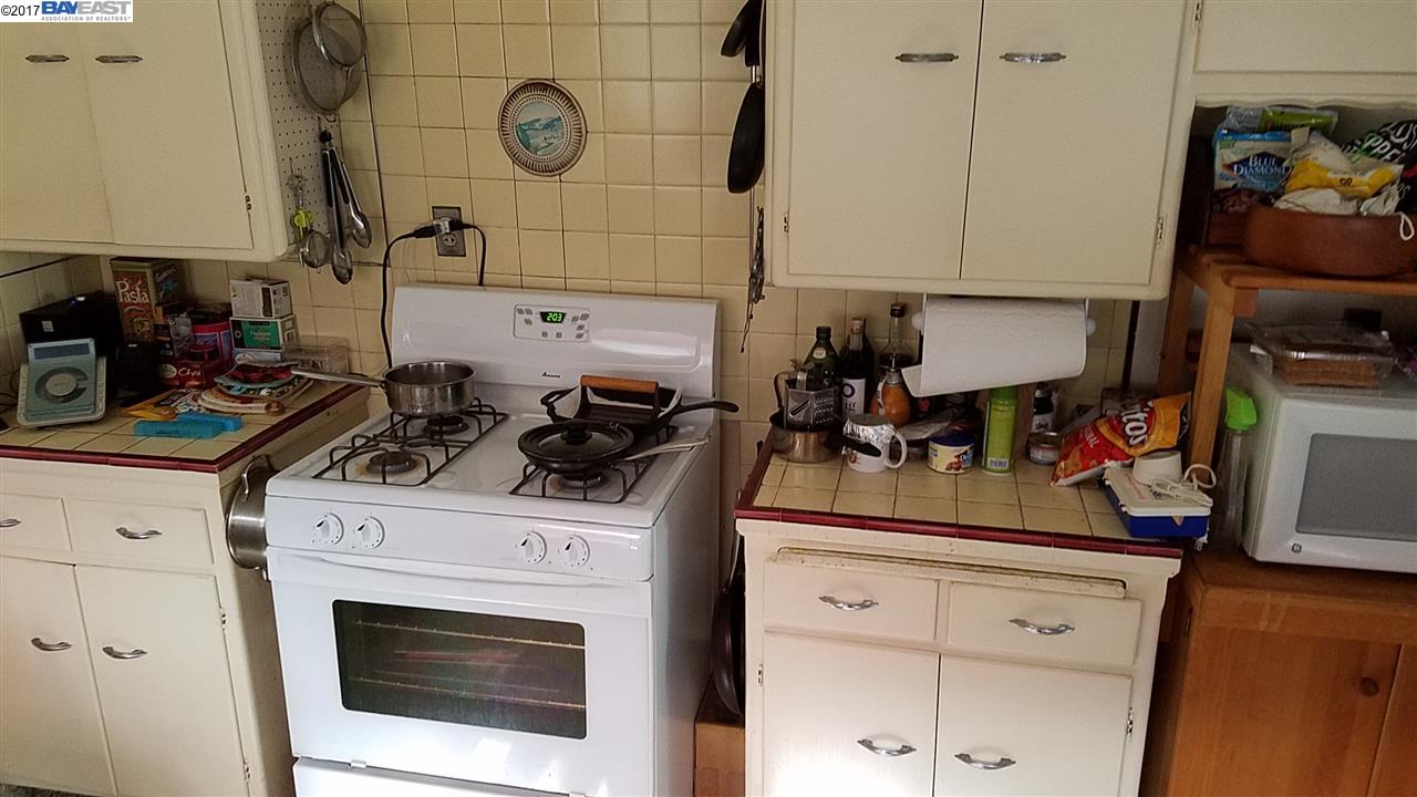 761 Kingston Ave, OAKLAND, California 94611, ,Comm Ri Multi-units 5+,For Sale,Kingston Ave,40773784