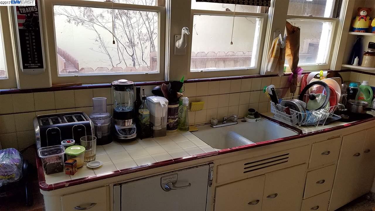 761 Kingston Ave, OAKLAND, California 94611, ,Comm Ri Multi-units 5+,For Sale,Kingston Ave,40773784