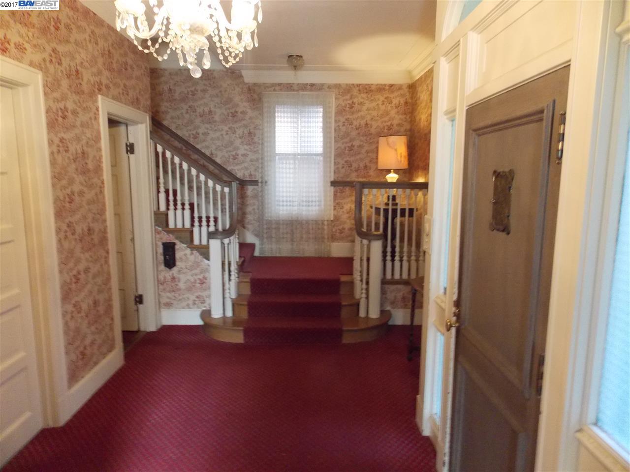 761 Kingston Ave, OAKLAND, California 94611, ,Comm Ri Multi-units 5+,For Sale,Kingston Ave,40773784