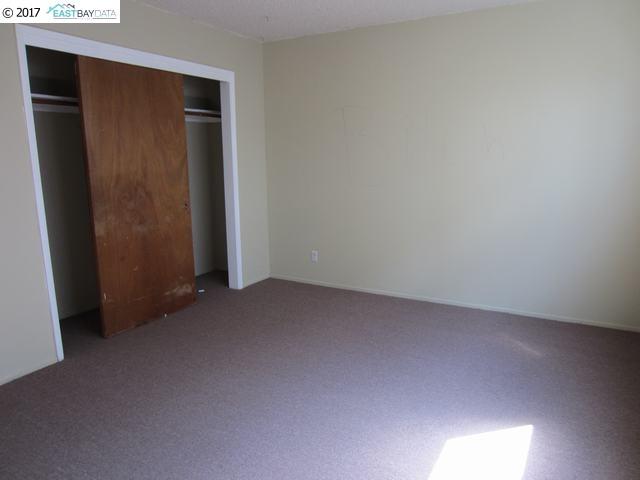 3633 Patterson Ave, OAKLAND, California 94619, ,Comm Ri Multi-units 5+,For Sale,Patterson Ave,40774575