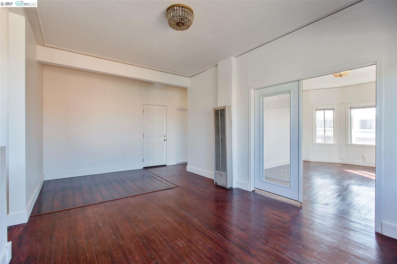1804 62nd Street, BERKELEY, California 94703, ,Comm Ri Multi-units 5+,For Sale,62nd Street,40774978