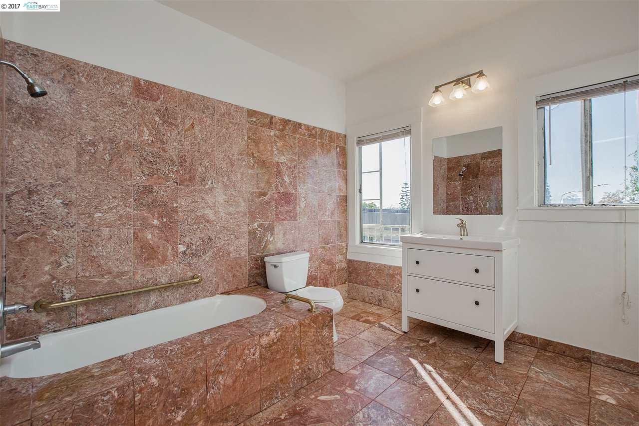 1804 62nd Street, BERKELEY, California 94703, ,Comm Ri Multi-units 5+,For Sale,62nd Street,40774978