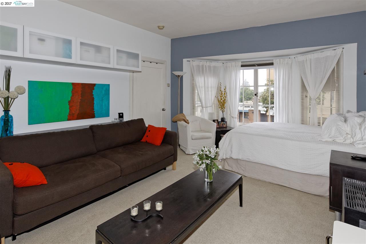 5324 College Ave, OAKLAND, California 94618, ,Comm Ri Multi-units 5+,For Sale,College Ave,40775758