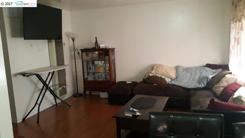 6125 Hayes St, OAKLAND, California 94621, ,Comm Ri Multi-units 5+,For Sale,Hayes St,40776388